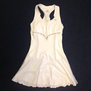 NIKE DRESS